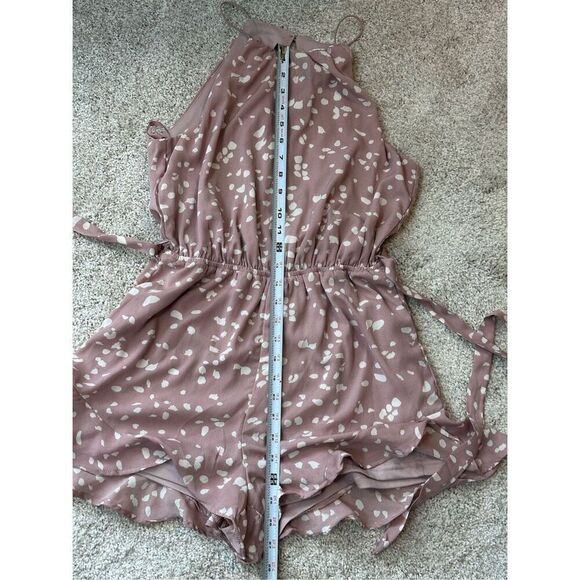 Pretty She + Sky rose and cream romper - Picture 8 of 9